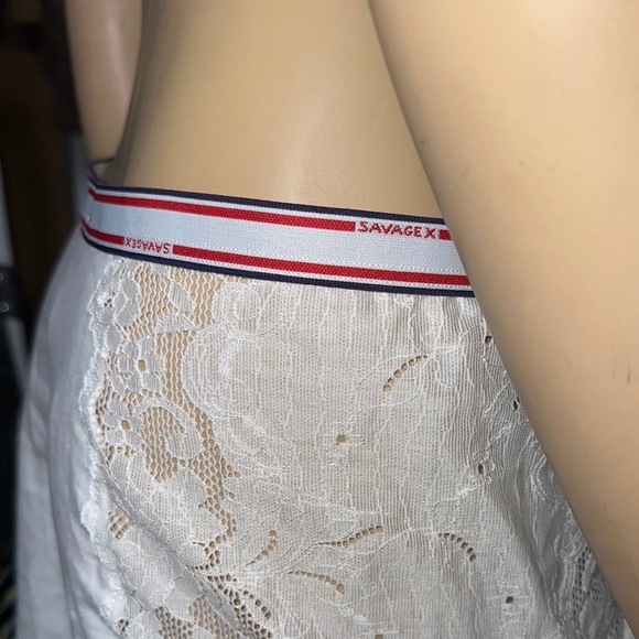 Savage X women’s White Lace serving courtside skirt & bra Intimate Set sz 12-14 - Picture 10 of 16